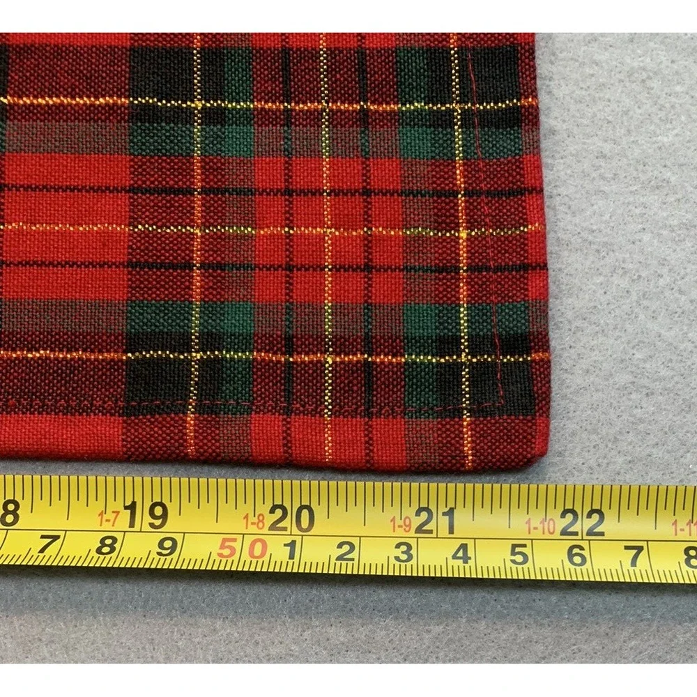 4 Pier One Red Tartan Plaid Christmas Napkins 22